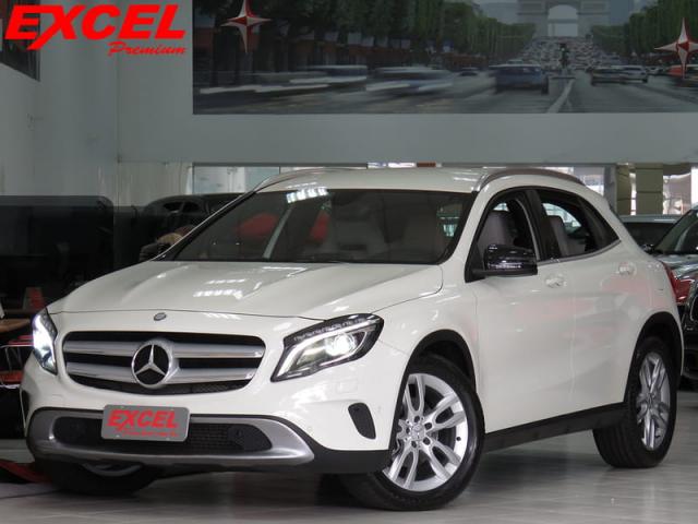 MERCEDES-BENZ GLA 200 1.6 CGI ADVANCE 16V TURBO 4P