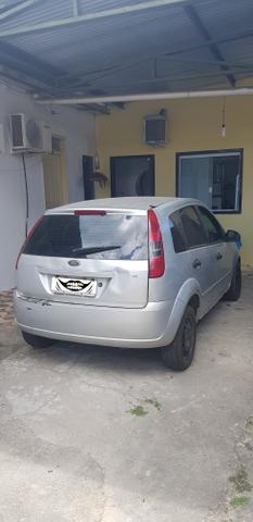 Ford Fiesta 2005 - Foto 2