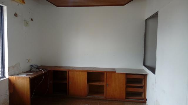 Sala próximo da CERT com 30 m2 02 divisórias 8º andar - Foto 12