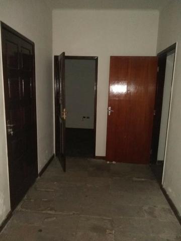 LM Vendo ou Troco Casa por pequeno apartamento - Foto 4