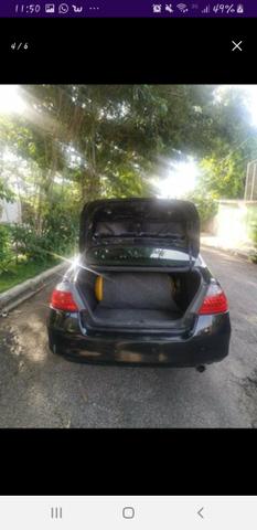 Honda Accord 2007 sedã 2.0 - Foto 3