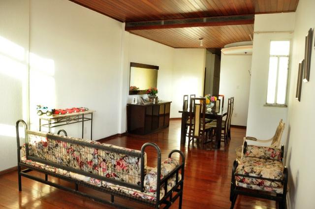 Apartamento com 4 Quartos à Venda, 240 m² por R$ 236.000 - Foto 2