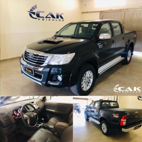 TOYOTA HILUX SRV (C.Dup) 4X4 3.0TB-IC 16v(N.Serie)