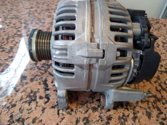 Alternador Audi A1 TFSI - VW Golf 1.4 - original Bosch - Foto 3