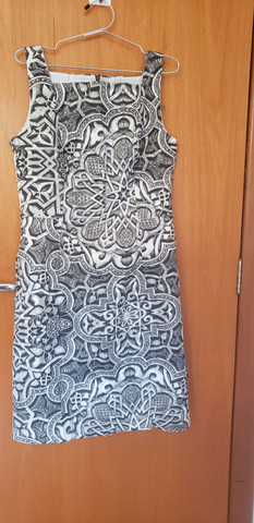Lote de 3 vestidos - Foto 5