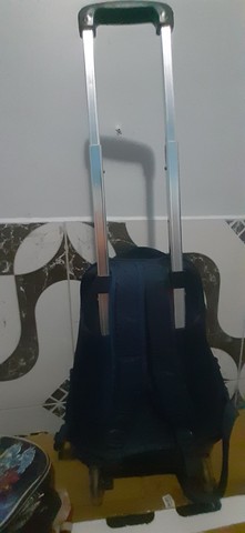  mochila dos TRANSFORMES de rodinhas+ LANCHEIRA - Foto 3