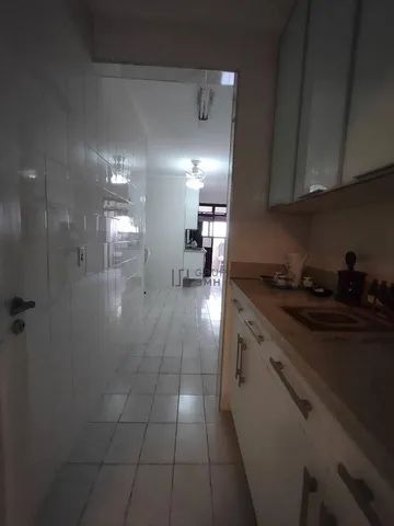 Apartamento 4 Dormitórios (3 Suítes) - 2 vagas, mobiliado, para locação anual na Praia das