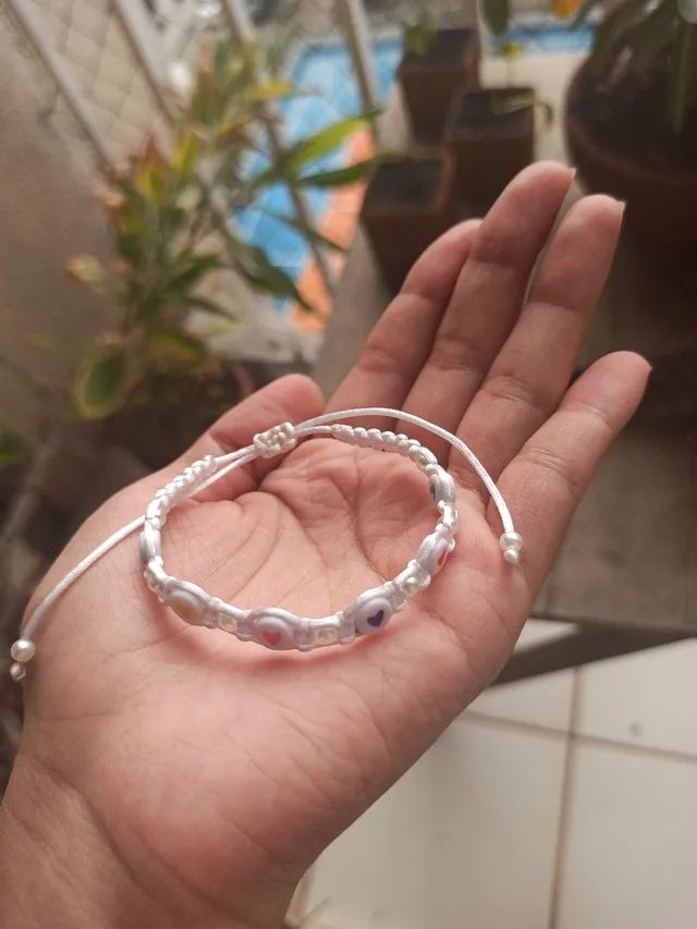 Pulseira macrame com corações  - Foto 4