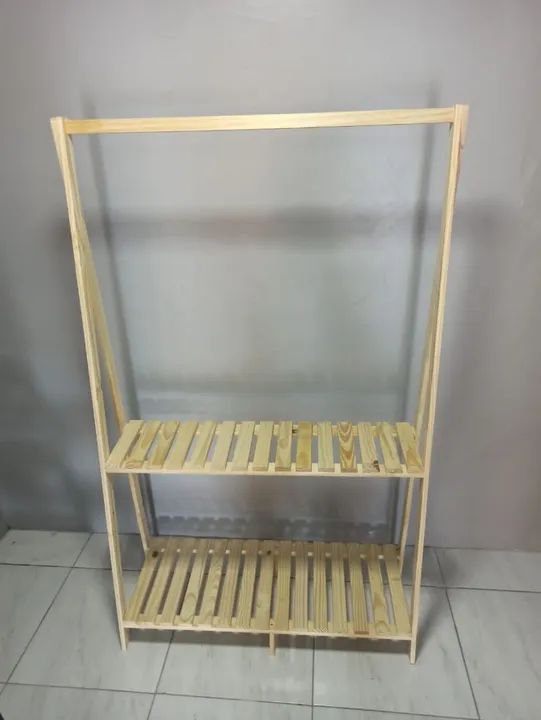 Arara de Madeira para Organização