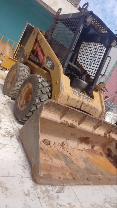 Mini escavadeira  e bob cat locação  - Foto 3