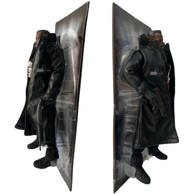 Blade 2 - Figura - ToyBiz Marvel Studios  12"  - Foto 4