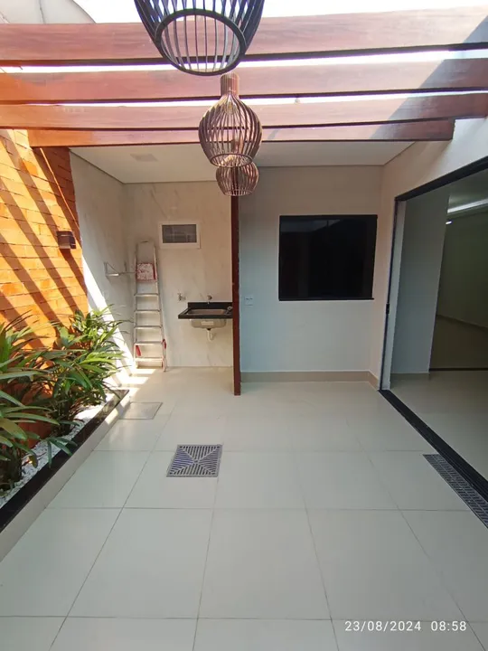 Belíssima casa 3/4 no Condomínio Mônaco em Cuiabá MT