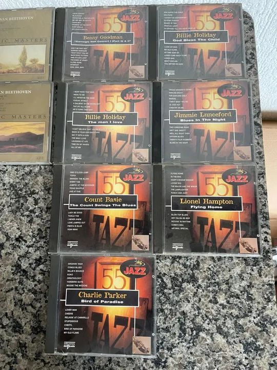 Coleção de CDs Classic Masters e Jazz, rock e diversos 