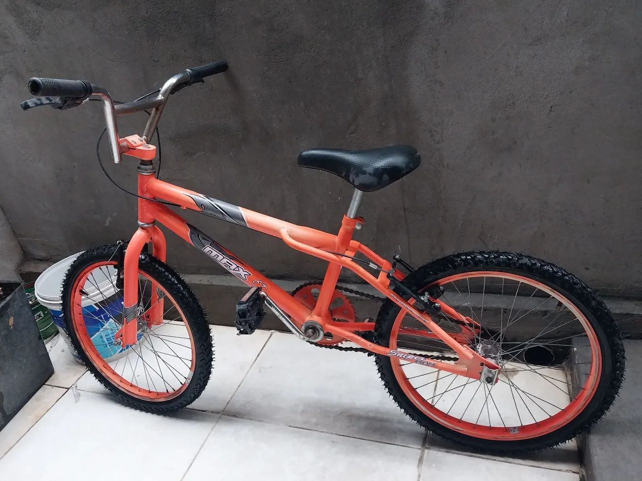 Bicicleta Cross aro 20 semi nova faço entrega  - Foto 4