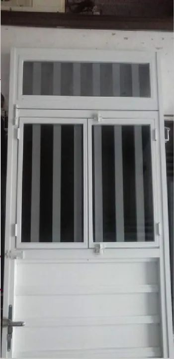 Janelas,corrimão, box de banheiro (Esquadria São Francisco)