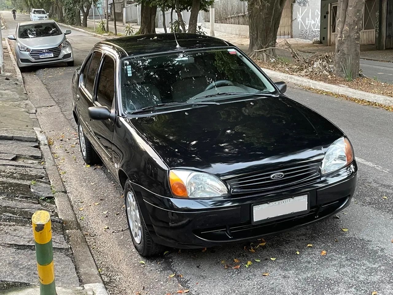 Fiesta Street Sedan 1.0 Zetec 2002 - Foto 3