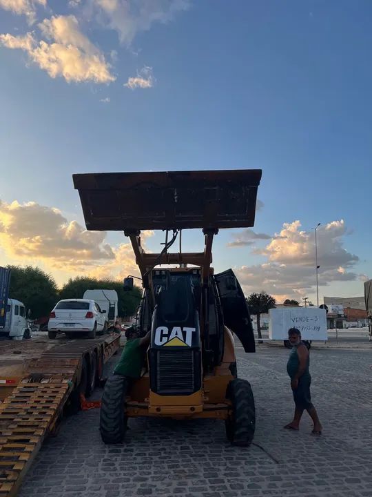 Retroescavadeira Caterpillar 416D ano 2014 - Foto 4