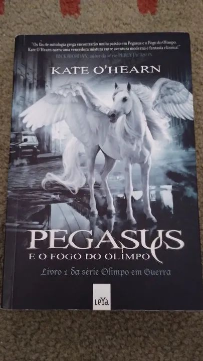 Pegasus e o Fogo do Olimpo - Livro 1 da série Olimpo em Guerra
