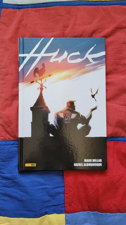 Huck - Editora Panini (capa dura)