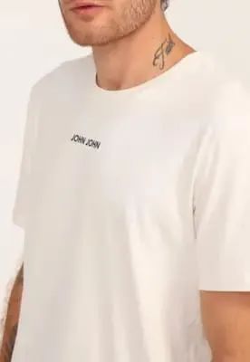 Camiseta John John Logo Branca - Foto 4