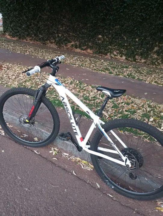 Bike Absolute Nero 4 