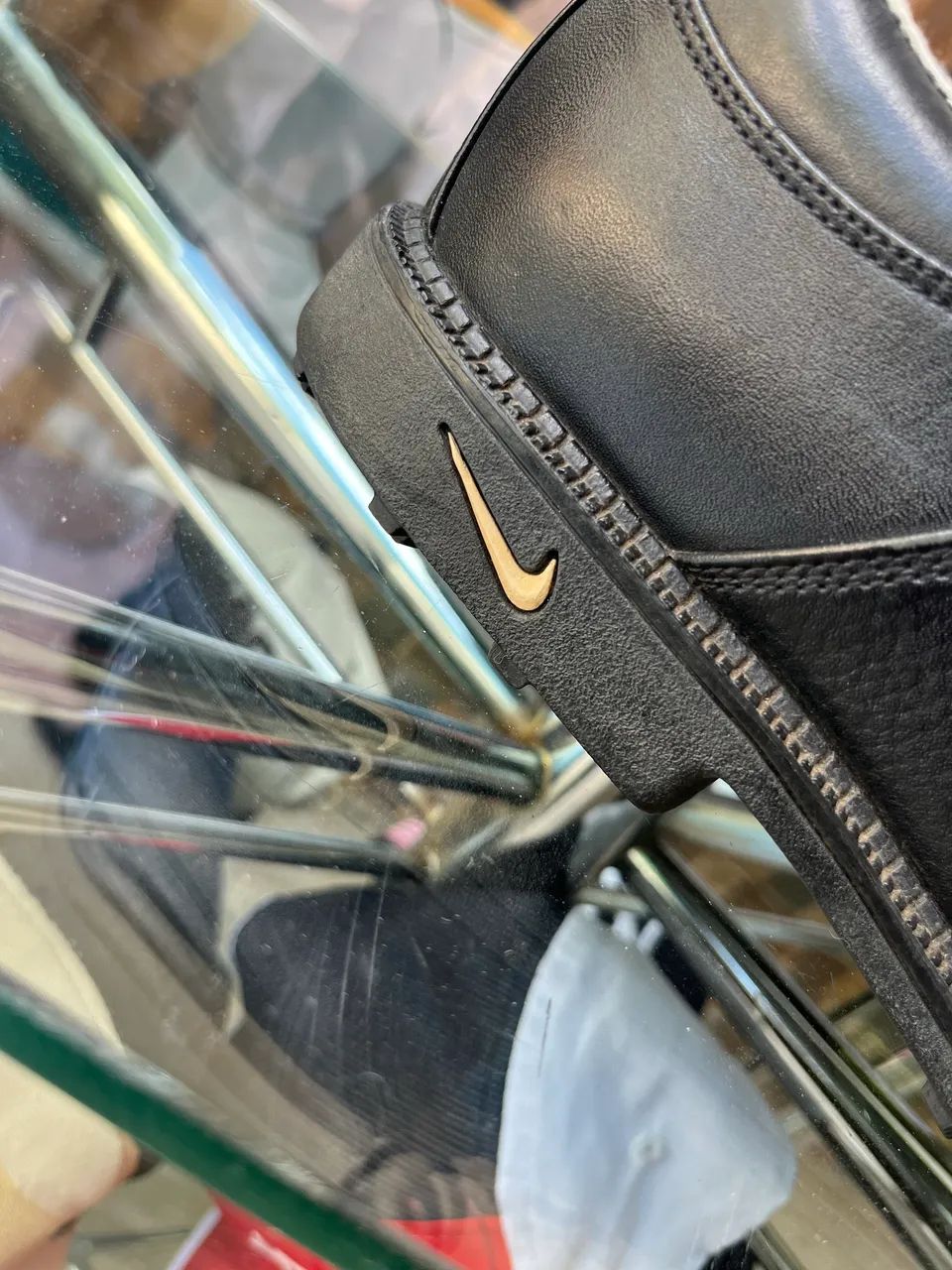 Sapato de golf Nike 42 - Foto 2