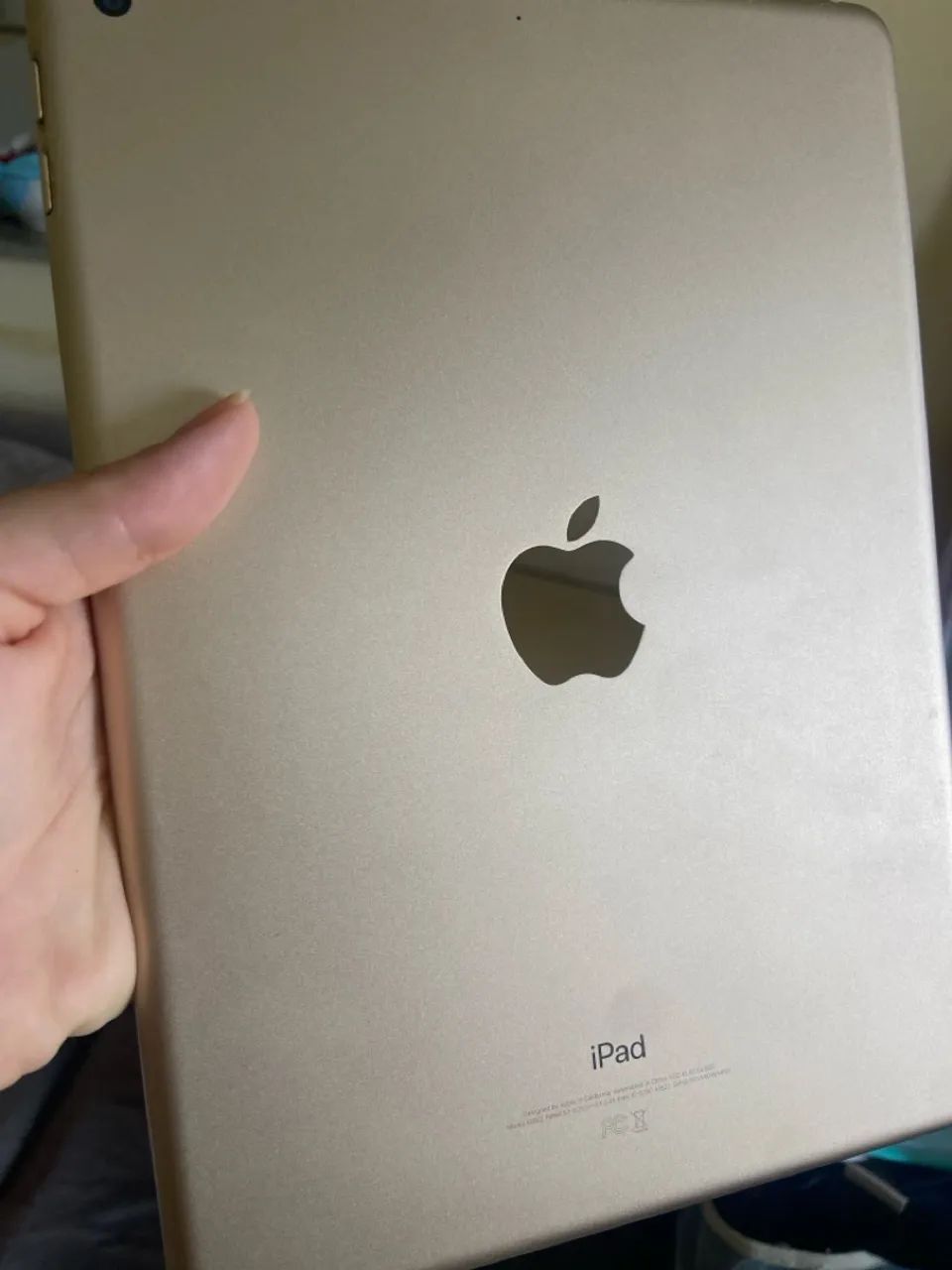 iPad 5a geração- 128gb de armazenamento Dourado - Foto 6