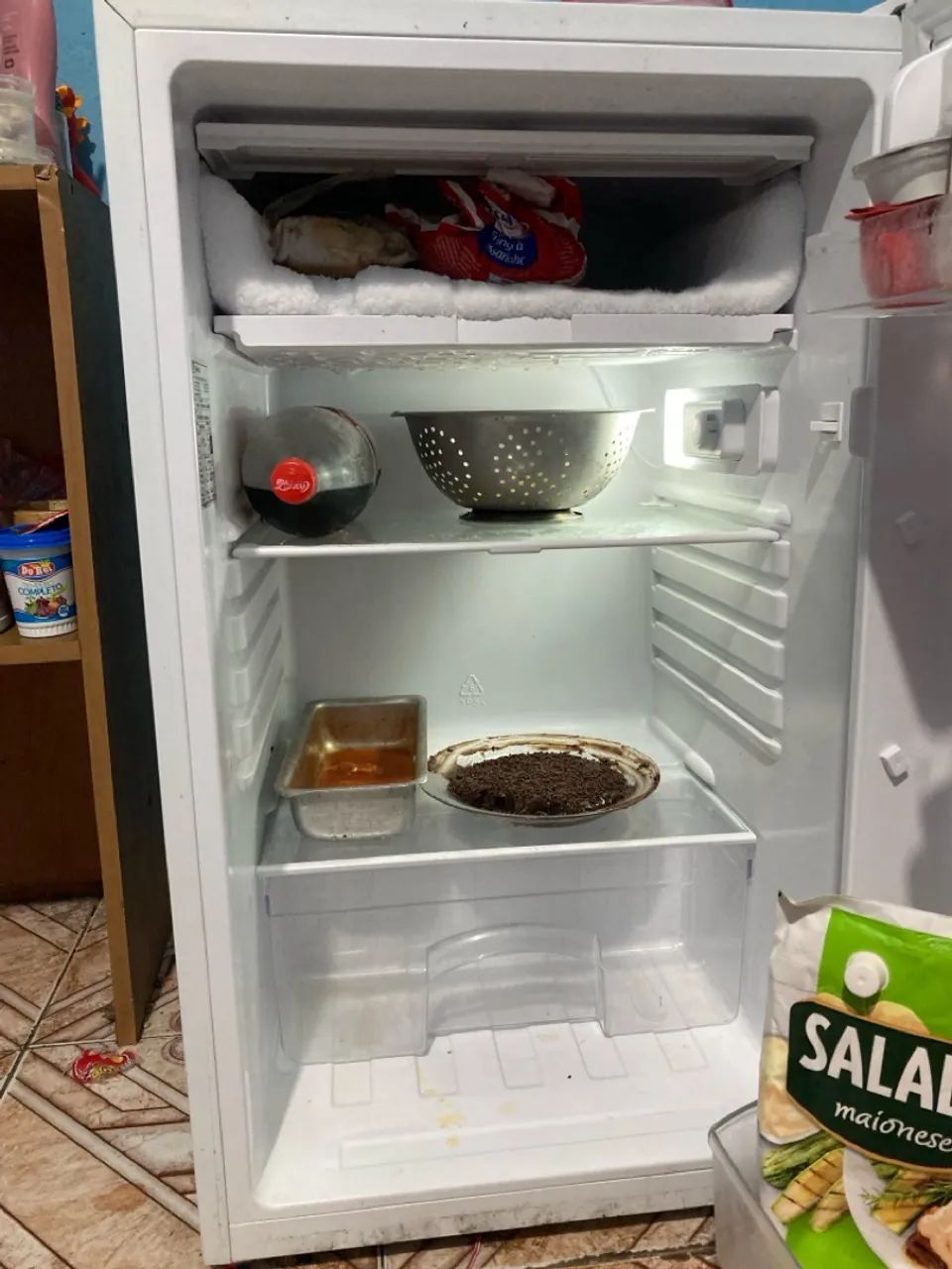 Frigobar Electrolux EM120 - A+++ de Economia! - Foto 3