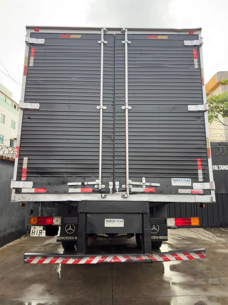 MB 1318 08 Impecável Único Dono Confira !  - Foto 7