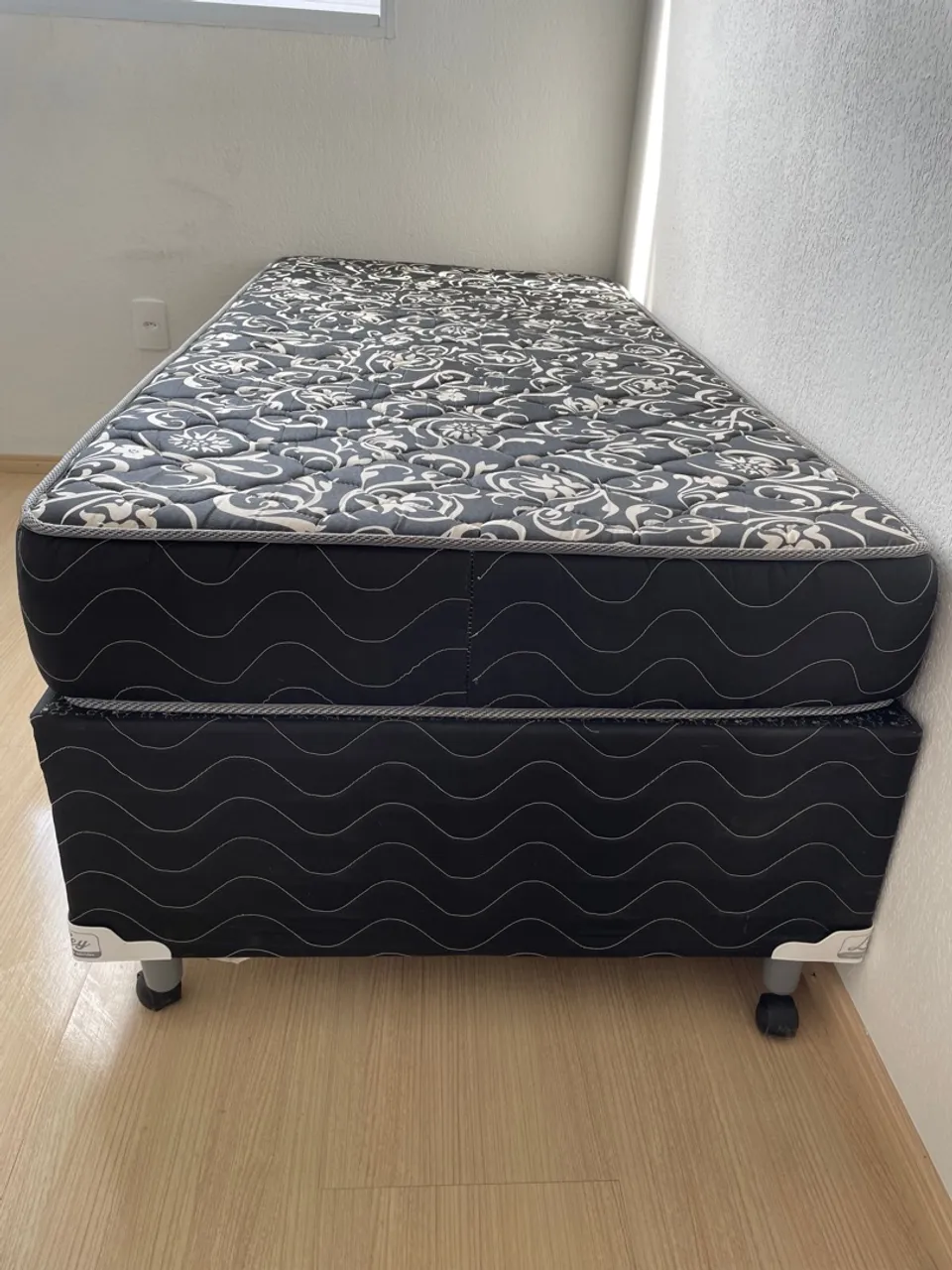 Cama Box Solteiro com Colchão