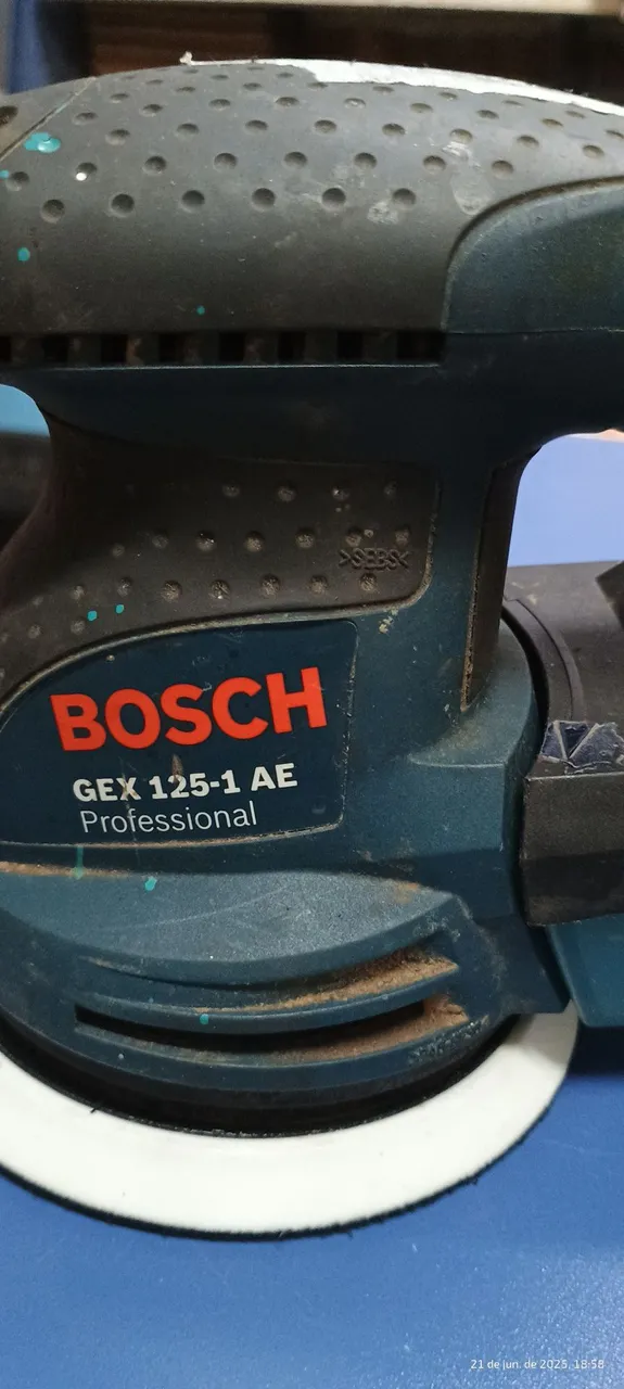 Lixadeira Roto Orbital Bosch GEX 125-1 AE Professional