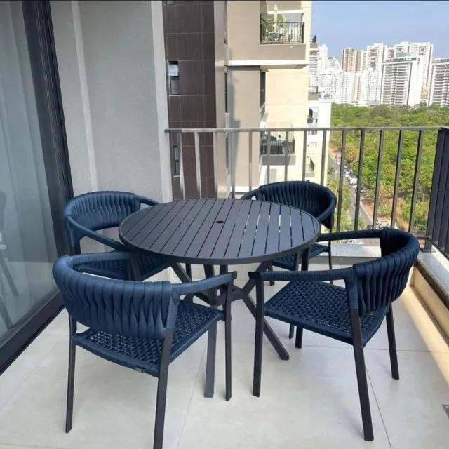 Mesa ripada área externa 