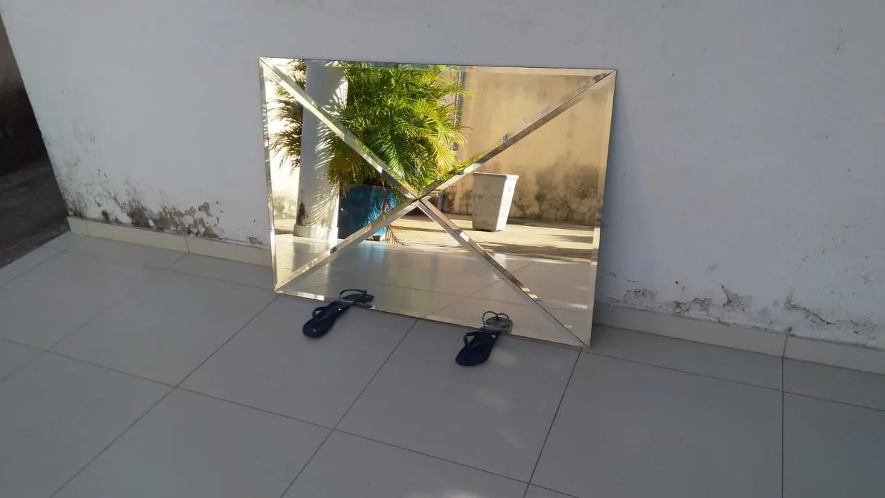 Selling an X-shaped mirror, or exchanging for a guitar