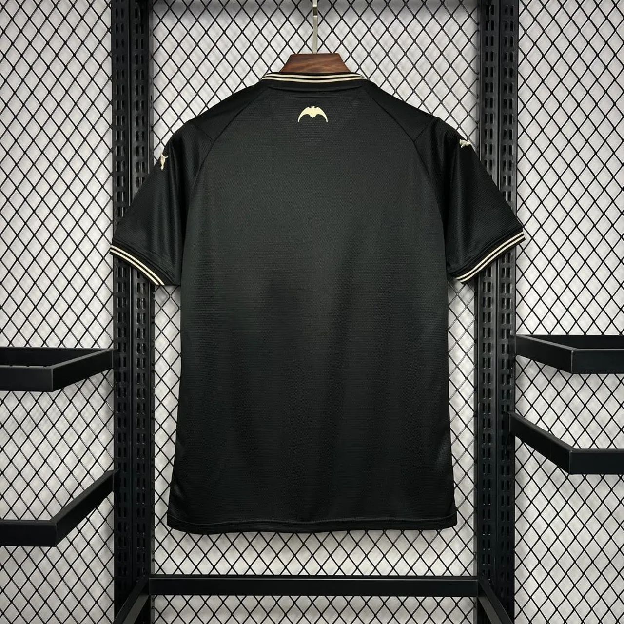 Camisa Valência 2024 preta Tamanho G - Foto 2