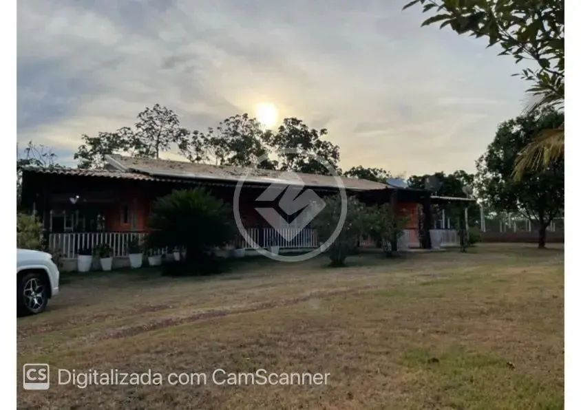 Casa Principal, Casa do Caseiro, Campo Society, Quadra de Areia, Quadra vôlei/Basquete, Pi