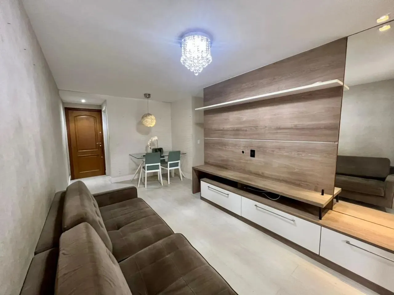 Apartamento para locação 3 Quartos (1 Suíte) | 2 Vagas | Varanda | Condomínio Completo