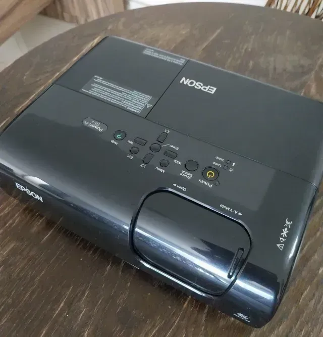 Projetor Epson PowerLite s5+