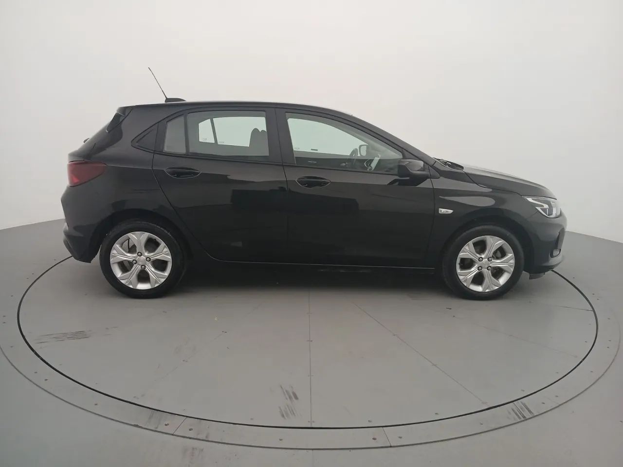 Chevrolet Onix Hatch LTZ 1.0 12V TB Flex Aut. 5P 2024 - Foto 6