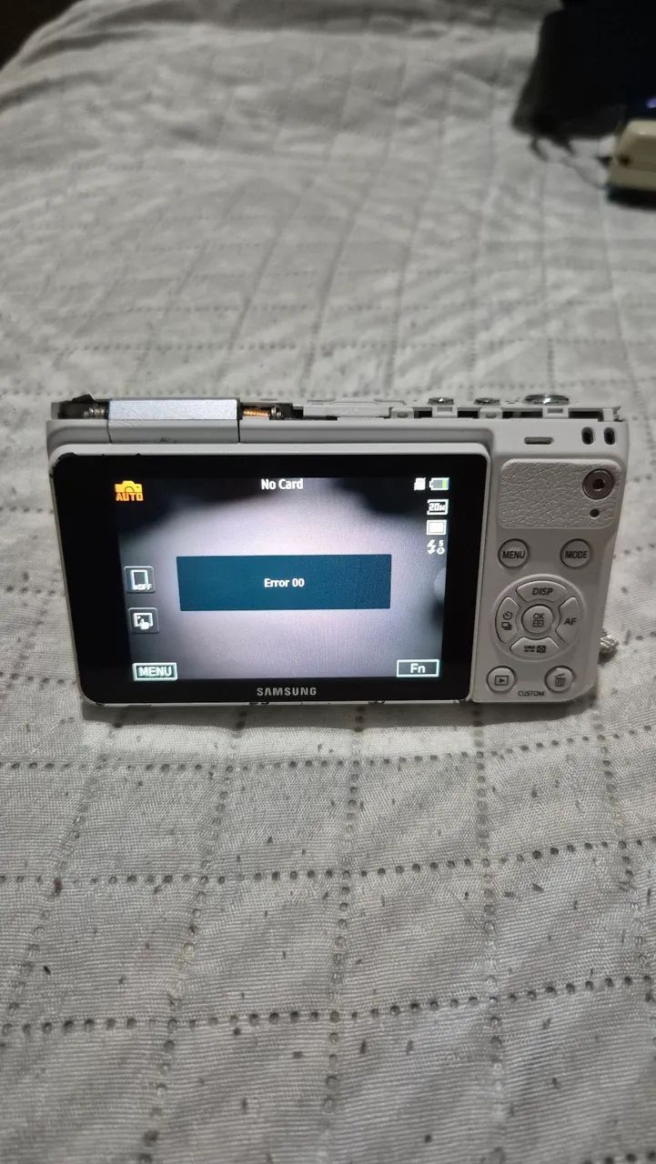 Câmera Samsung NX Mini - Foto 2