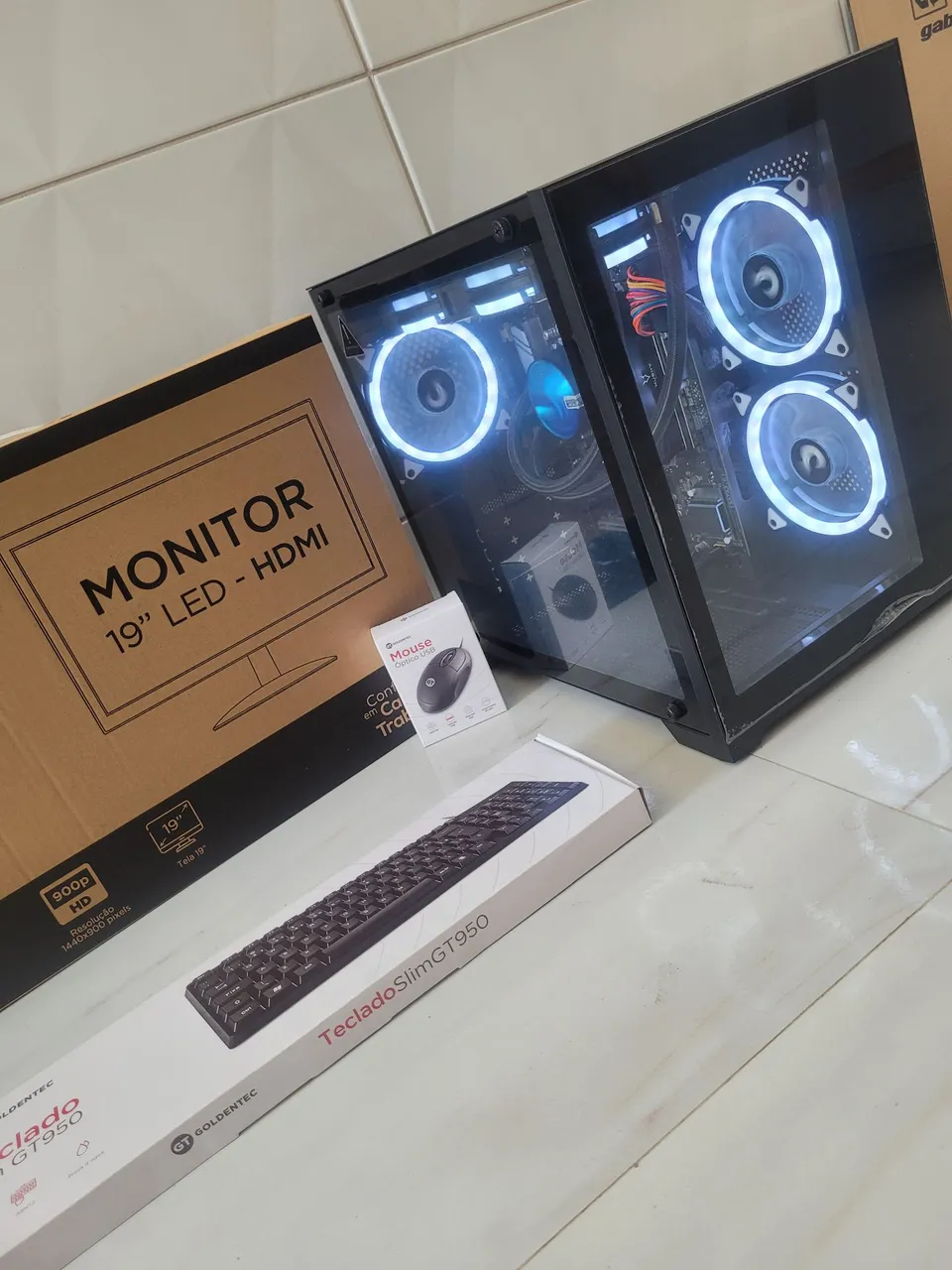 PC gamer Ryzen 5 5500 com RX 590 de 8 gigas GDDR5