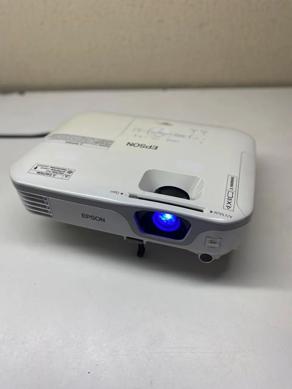 Projetor Epson S11 - Garantia 6 Meses - e10 informática  - Foto 2