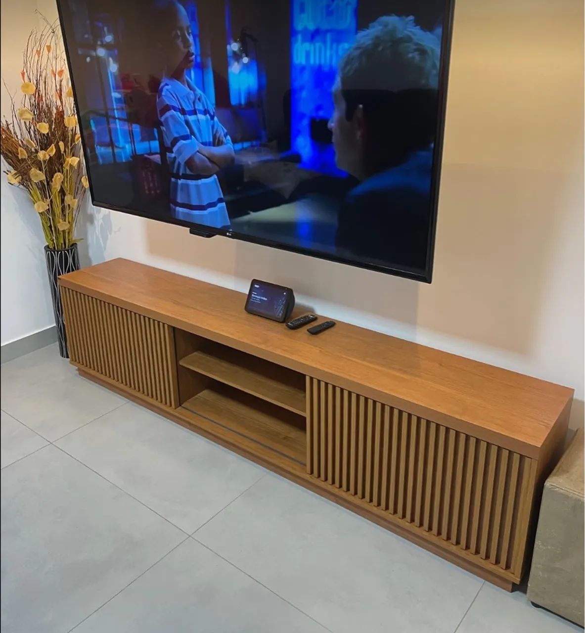 Rack 2,20m tv até 75 polegadas até 12x sem juros - Foto 4