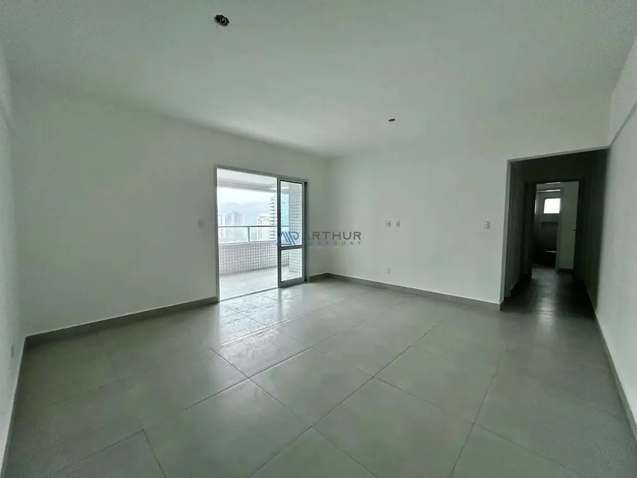 Apartamento à venda em Praia Grande no Canto do Forte