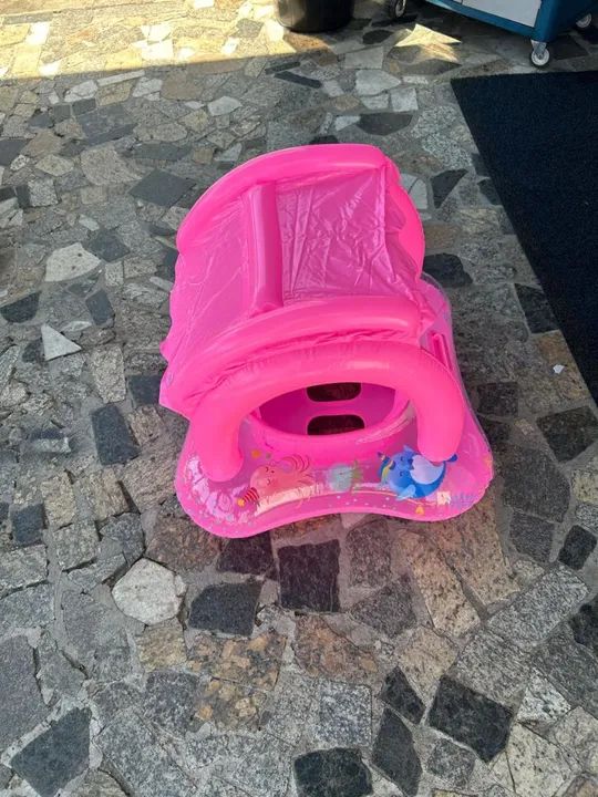 2 Boias Infláveis para Bebê - Diversão na Piscina! R$ 60,00 as duas. - Foto 6