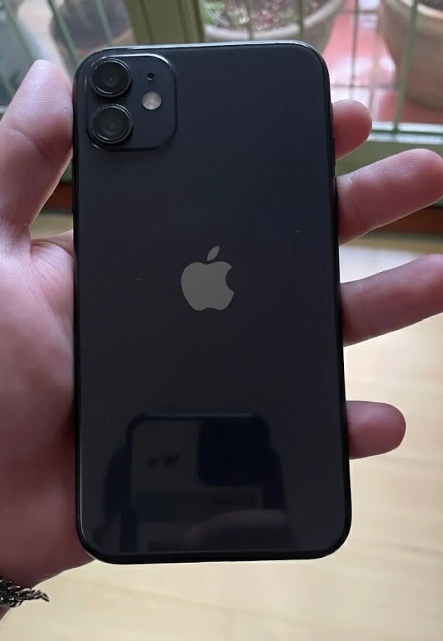 iphone 11 128GB Preto - Celulares e Smartphones - Centro, Londrina