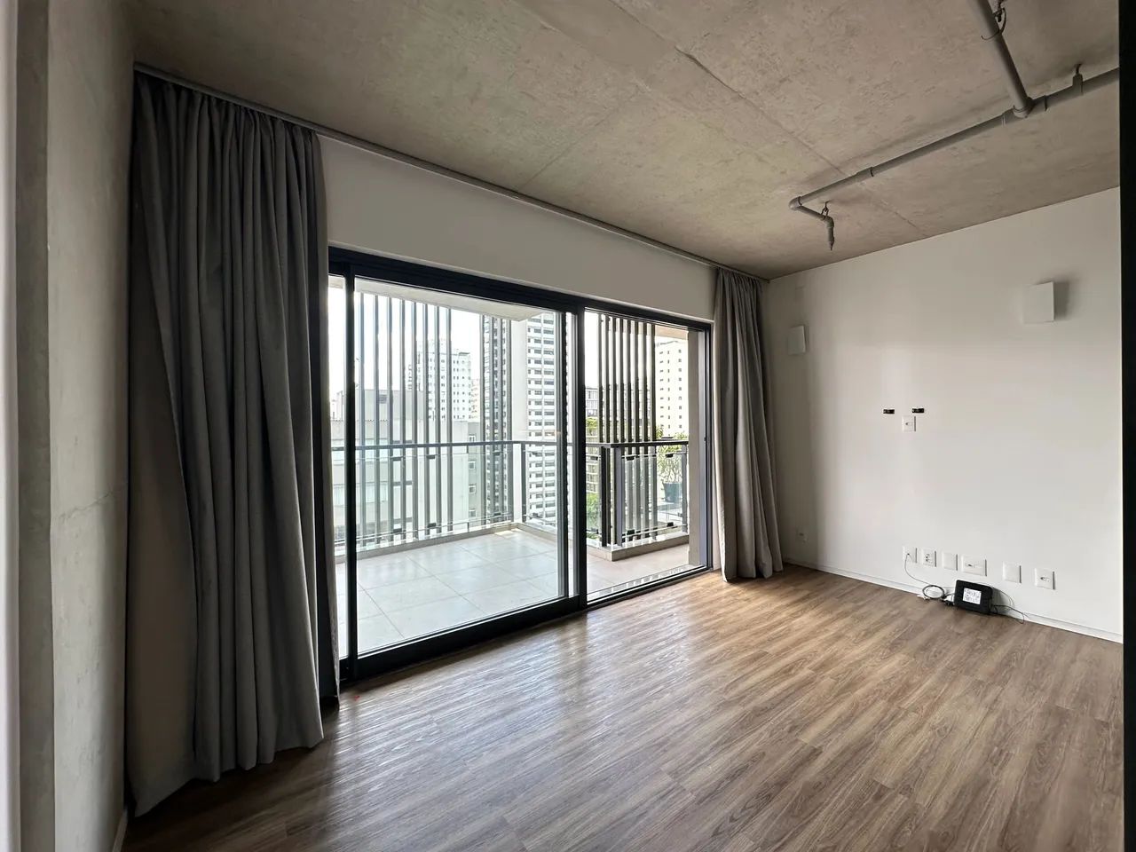 Apartamento (semi mobiliado) locação com 54m2 STUDIO em Pinheiros - São Paulo - SP - Foto 11