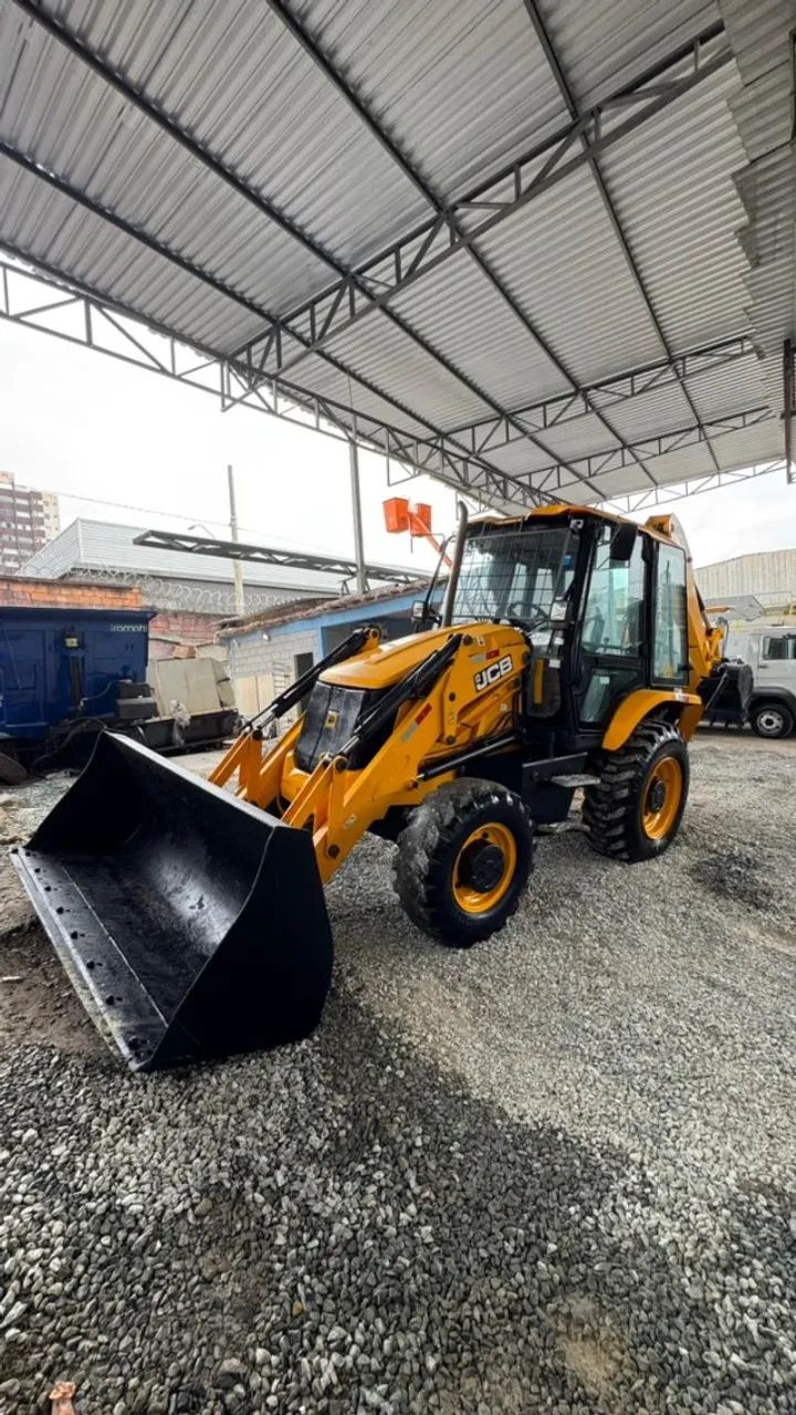 RETRO ESCAVADEIRA JCB - 2019 Oportunidade! - Foto 2