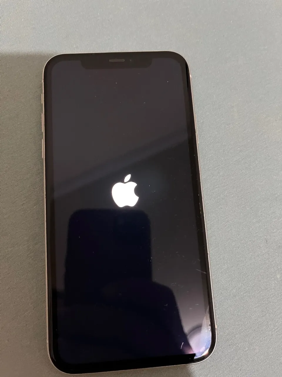 iPhone 11 128