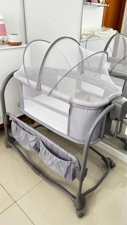 Berço Mastela 3 em 1 Bassinet com balanço e música  - Novo