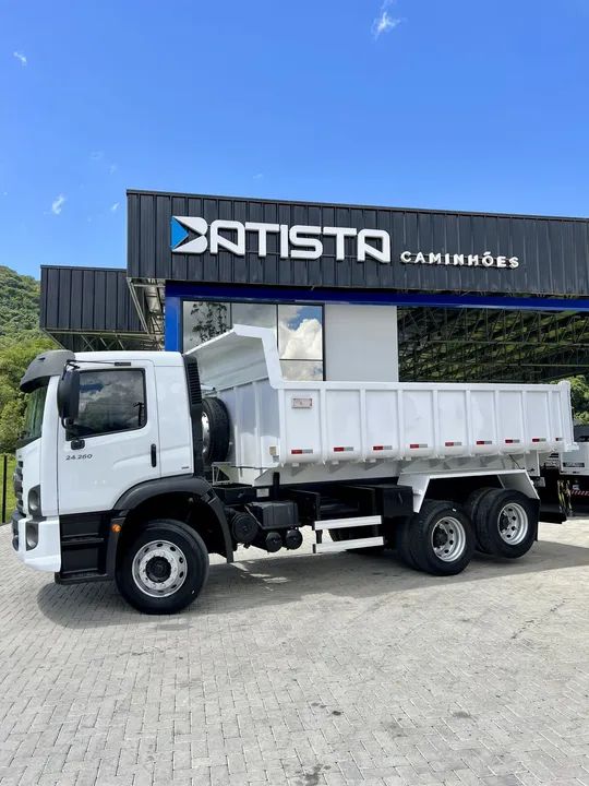VW 24-260 Truck 6x2 2023 Cacamba Basculante - Foto 8